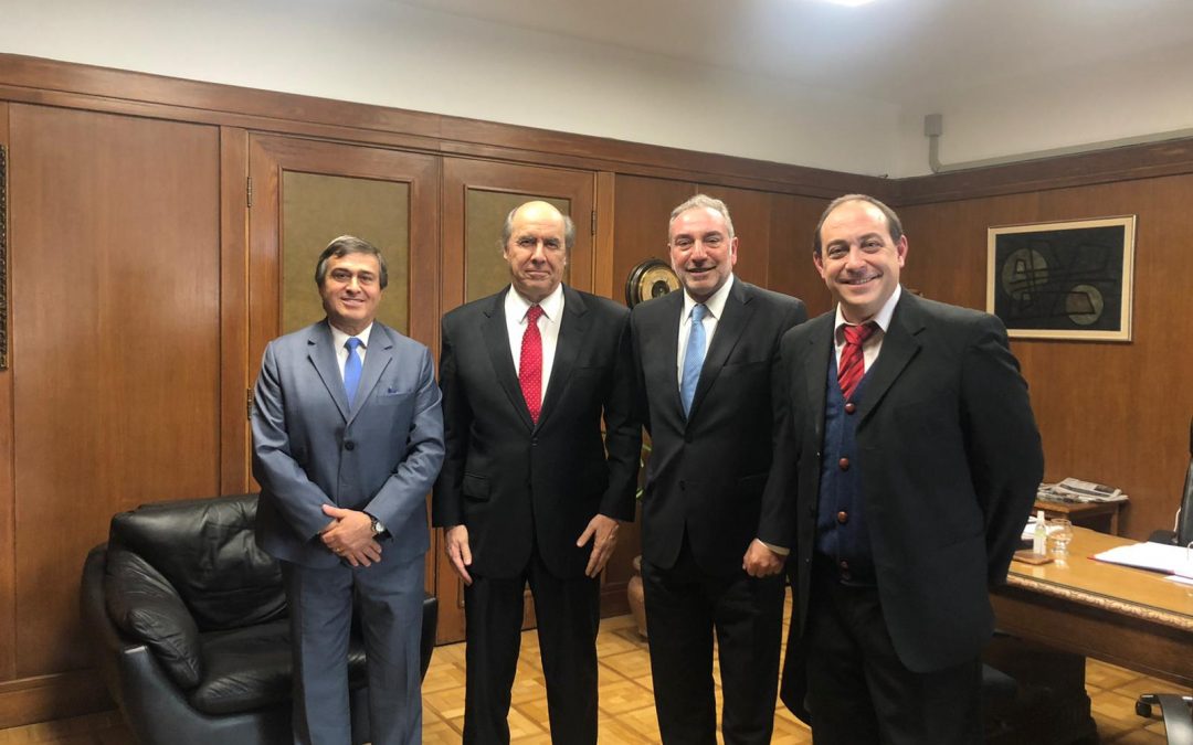 Reunión entre directivos de Cuaprose y Presidente del BSE